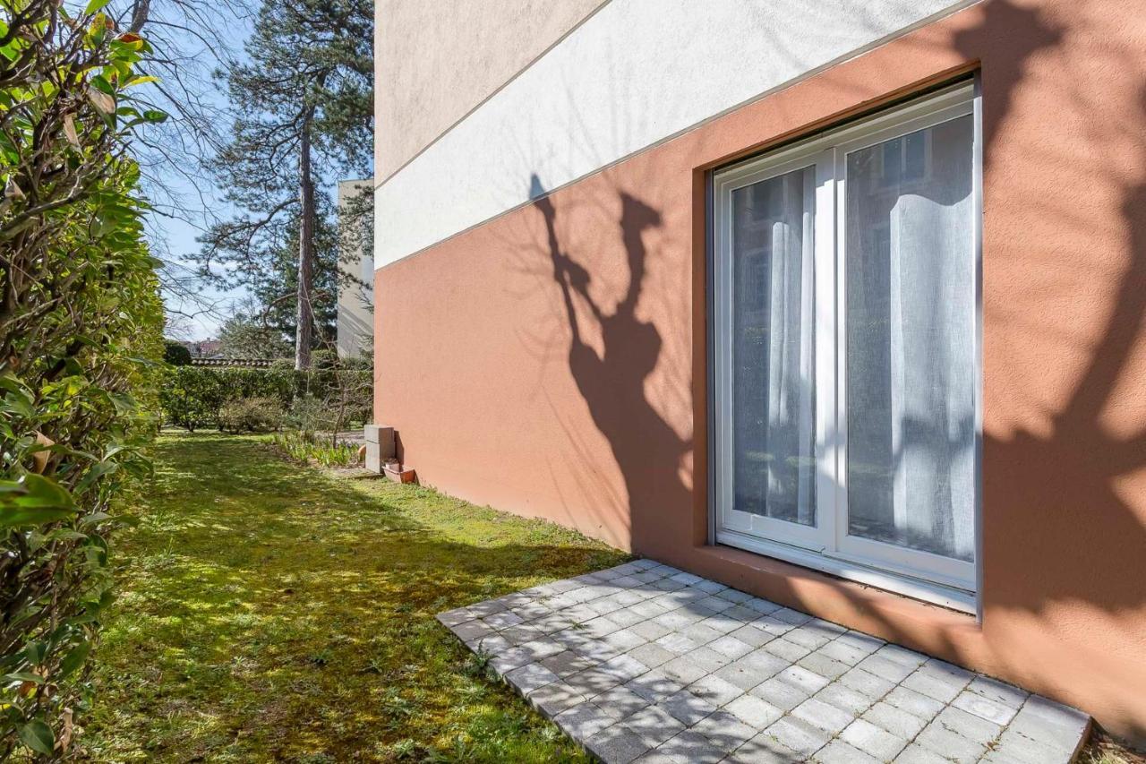 Suite Granges En Rez-De-Jardin Pour 4 Voyageurs Lyon Exterior foto