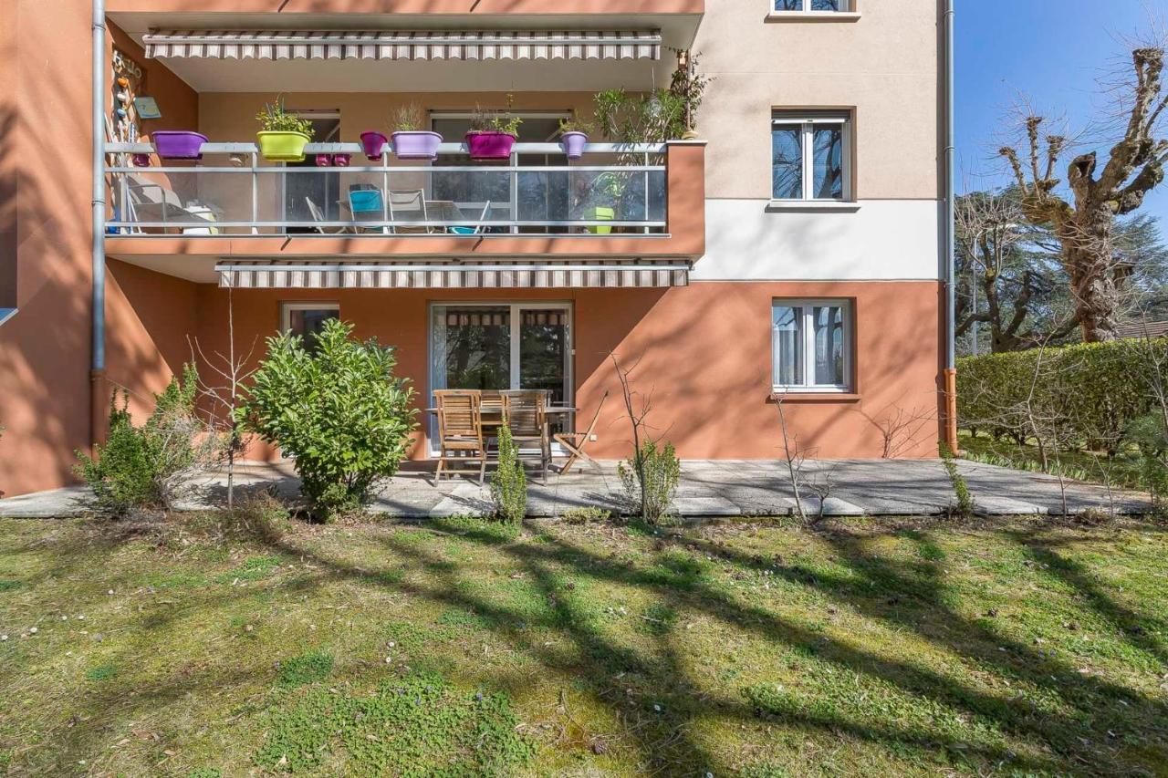 Suite Granges En Rez-De-Jardin Pour 4 Voyageurs Lyon Exterior foto